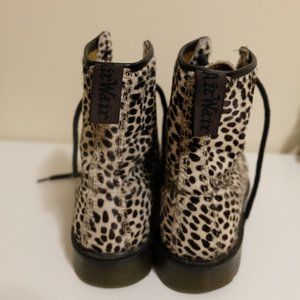 Dr. Martens Limited Edition Black on White Animal Print Haircalf 1460 Size 5 US